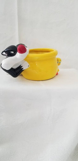 Flower Pot, Vintage, Collectables, Sylvester, Tweety Bird, Garden, Pottery, Whimsical Gardens , Kitchen Planters, Funny Pots