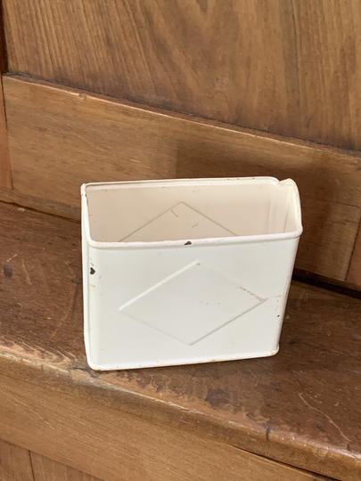 40S Caddy Organizer Diamond Box Heavy Metal Contains Sets Original White Paint Vintage 4 1/4"W X 2"D 4