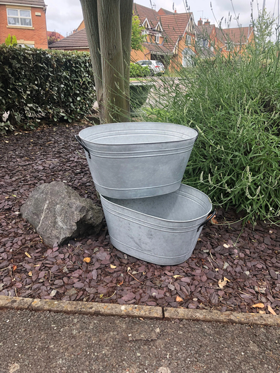 Garden Planter . Gorgeous Huge Aged Shabby Chic Zinc/Bucket 48cm