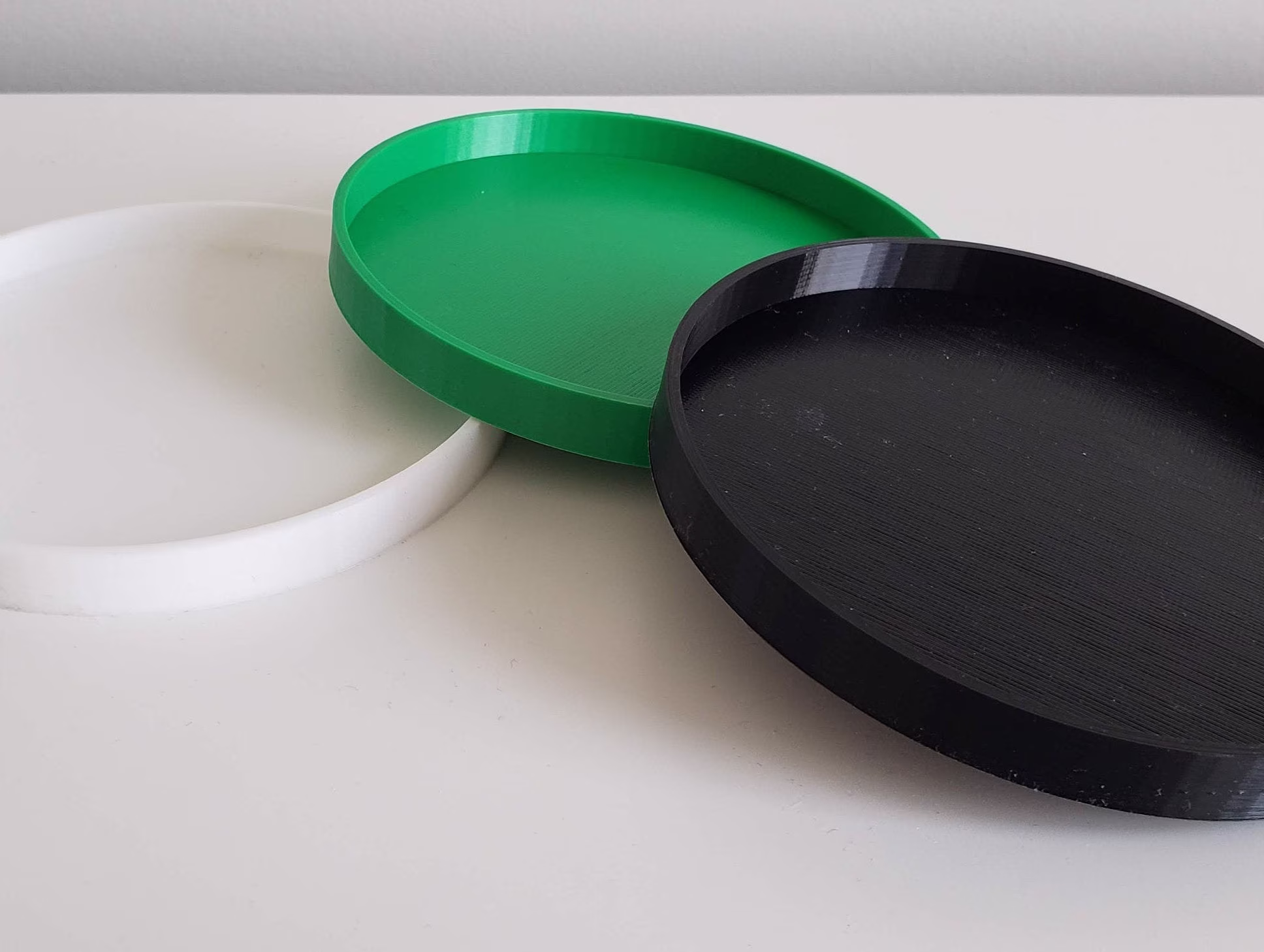 Circle Low Edge Drainage Tray For A Planter | Drip Organizer Saucer | Custom Sizes & Colors