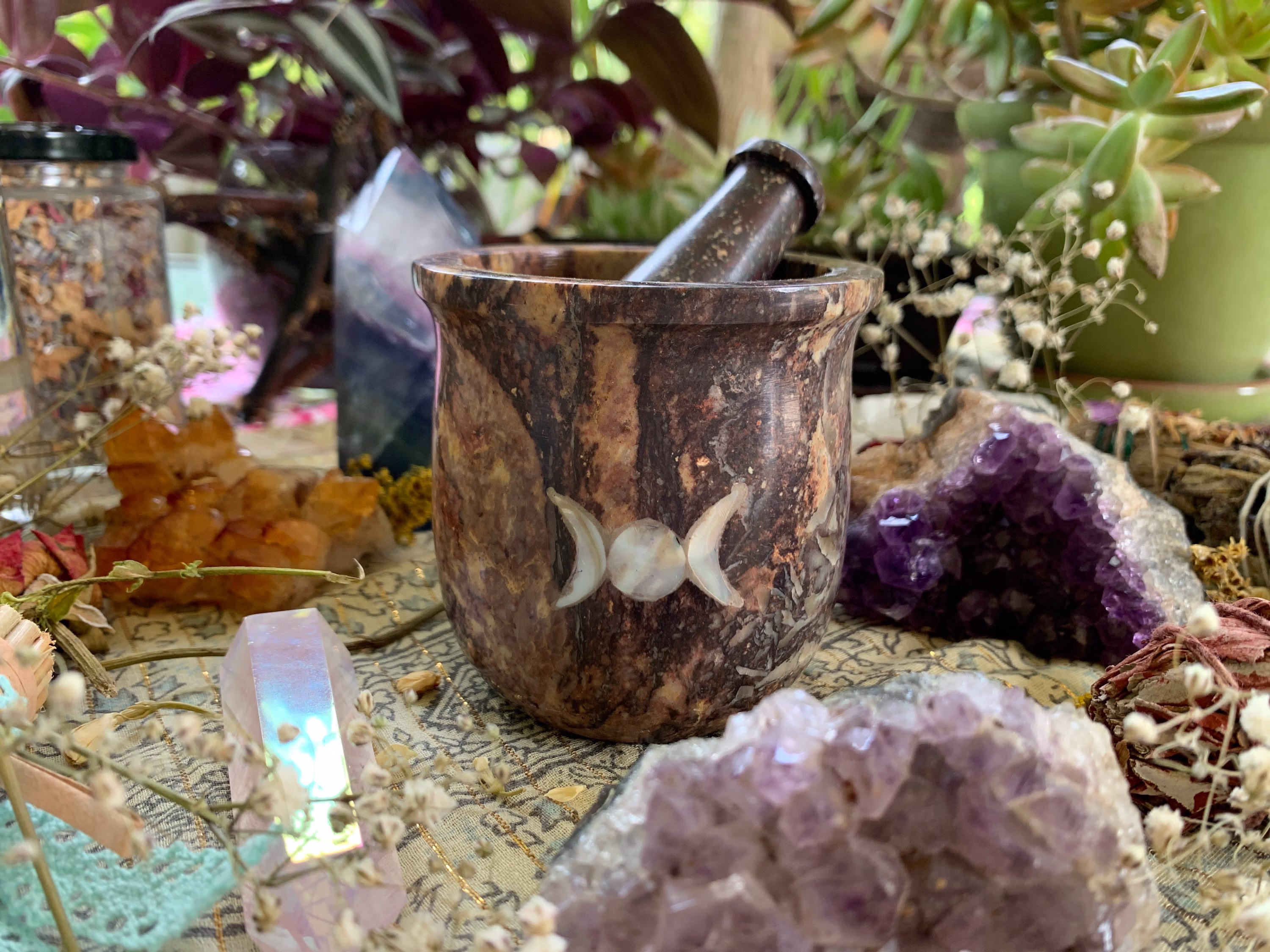 Pearl Inlay Triple Moon Mortar & Pestle with Rose Petal Kit