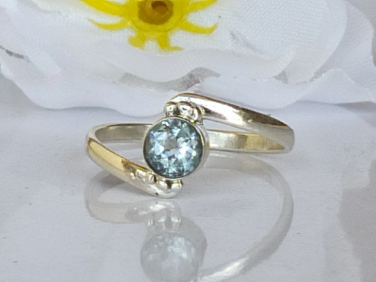 Round Vintage Powder Blue Colour Ring Emotion Feeling Ring, Handmade , Silver Poeder Bluish Water Color 925 Starling