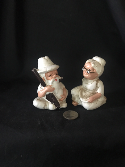 Vintage Ceramic Ma & Pa Salt & Pepper Shakers Comical