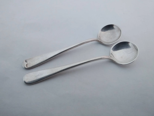 Pair Of Vintage Silver Plated Old English Pattern Salt Spoons - Elkington Plate