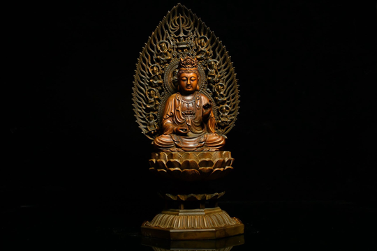 Collection Of Chinese Antiques Pure Hand-Carved Old Collection Fine Boxwood Guanyin.nn