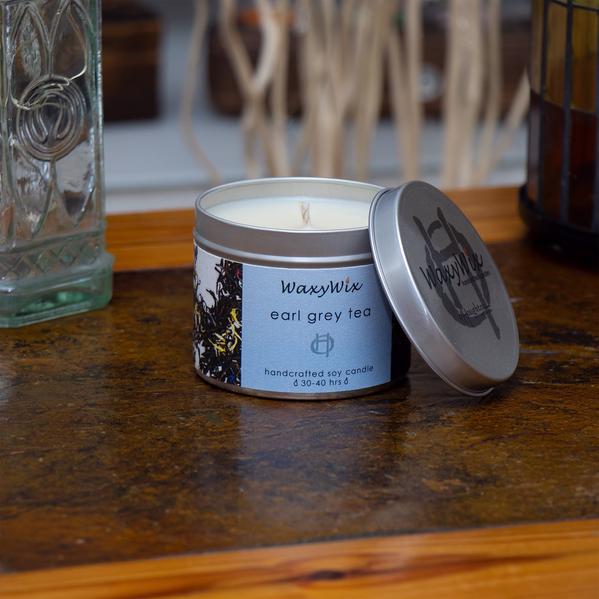 Earl Grey Tea Scented Soy Wax Candle. Vegan & Eco-Friendly Cozy Scent For Autumn