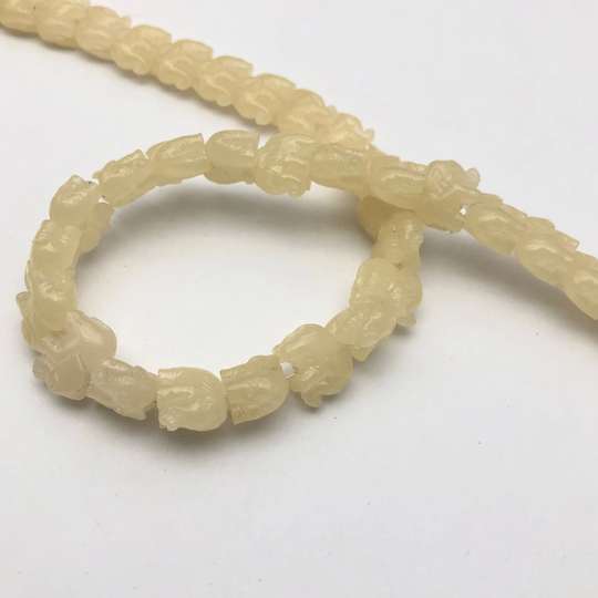 30Pcs 11x14mm White Resin Coral Powder Elephant Beads , Elephant Charms, Yoga