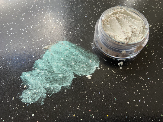 Tester Pot , Colour Shift Green Pearl Mica Powder Resin Colour UK Supplies