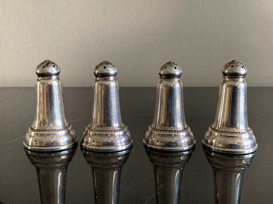 sterling Silver Set Of 4 Salt & Pepper Shakers 44 Grams