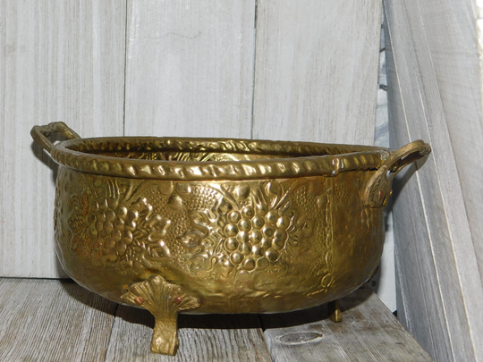 Vintage Brass Planter, Grape Harvest Bowl With Claw Feet & Handles Beautiful, Home Decor, Brass, Daysgonebytreasures