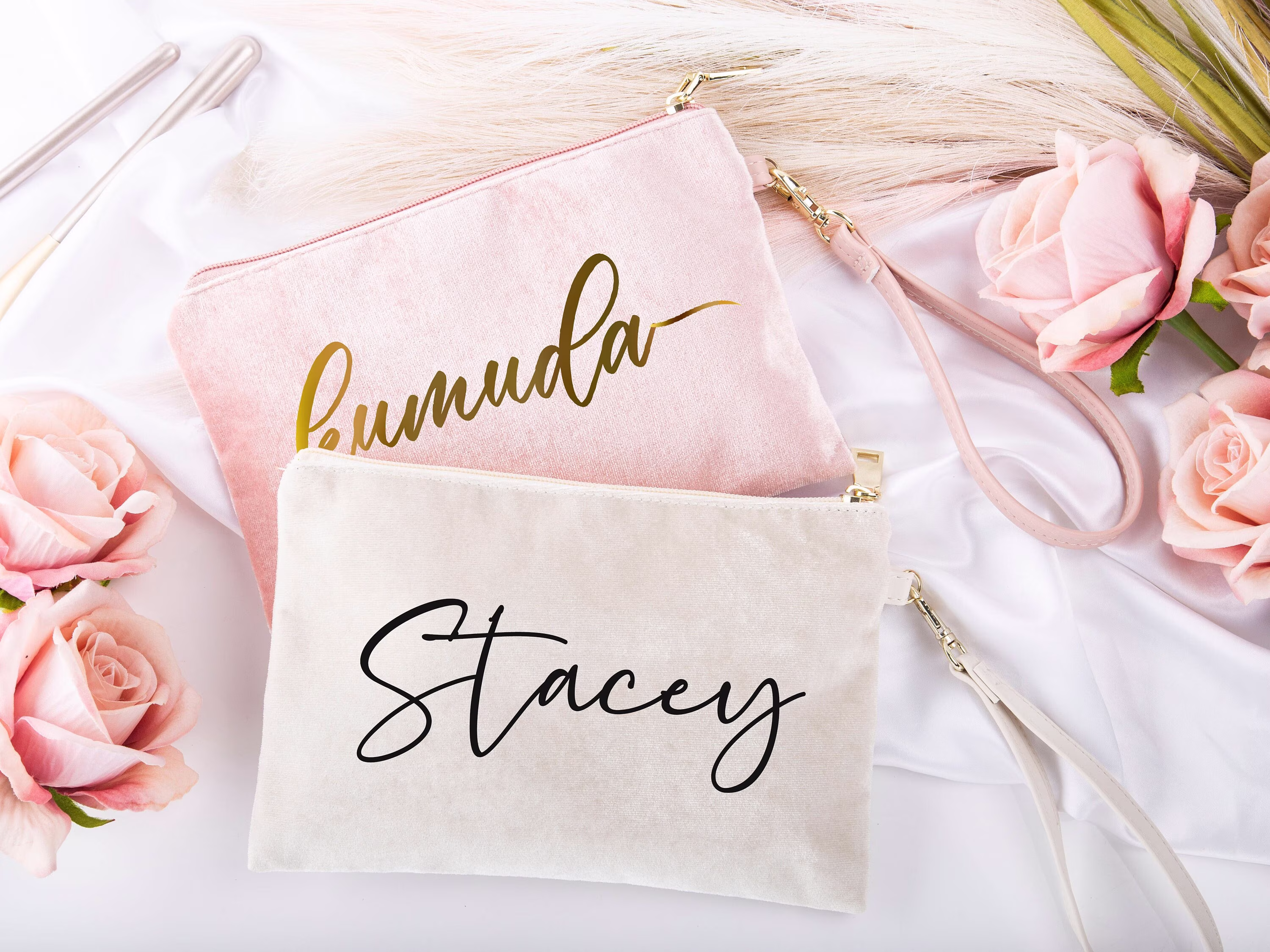 Personalized Monogram Make Up Bag, Script Cosmetic Bag, Bridesmaid Makeup Bag, Make Bag With Name, Makeup Organizer, Toiletry Bag, Gift For Her