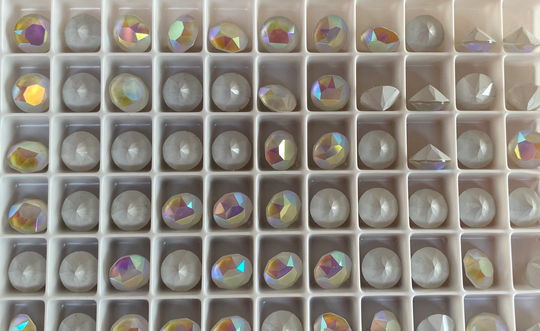12 Pieces 8mm 1088 Powder Grey Ab Crystal 39Ss Chatons With After Market Custom Coating