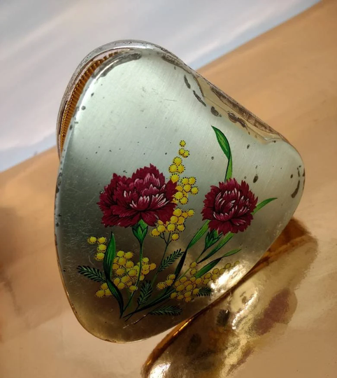 Heart Shaped Silver Powder Compact. Floral Cherie Design By Kigu Of London 1950's.ideal Gift For Her. Love Theme