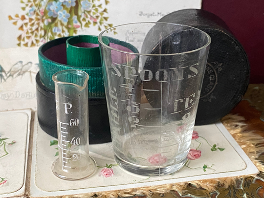 Unusual Antique Victorian /Edwardian Boxed Medical /Chemist Glass Medicine Measuring Cup & Vial Set | E