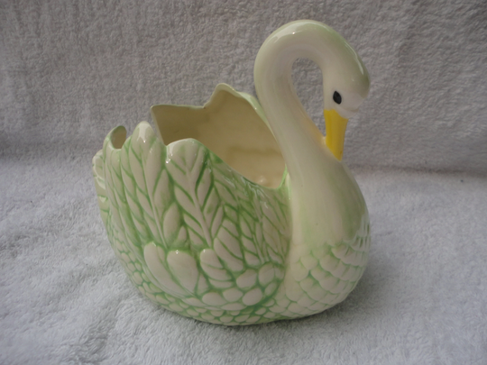 Vintage Holland Mold Ceramic Swan Planter, Swan, Indoor Air Plants, White Green
