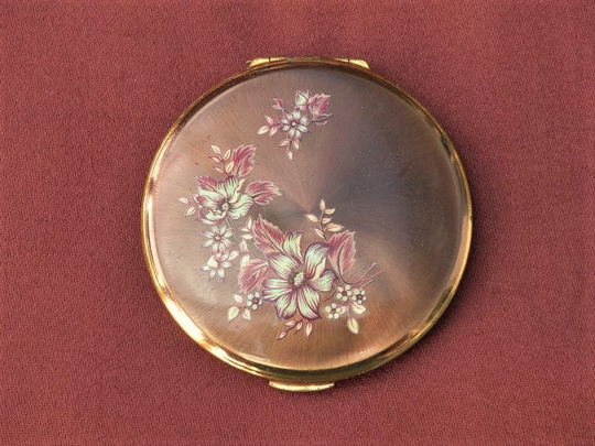 Vintage 1970S Coppery-Brown Satin Finish Powder Compact With Wine-Red & White Floral Design Transfer, No Slipcover, Puff Or Sifter