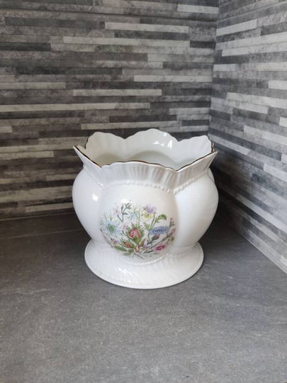 Aynsley China Planter, Wild Tudor, English China, Plant Pot/Flower Jardinière