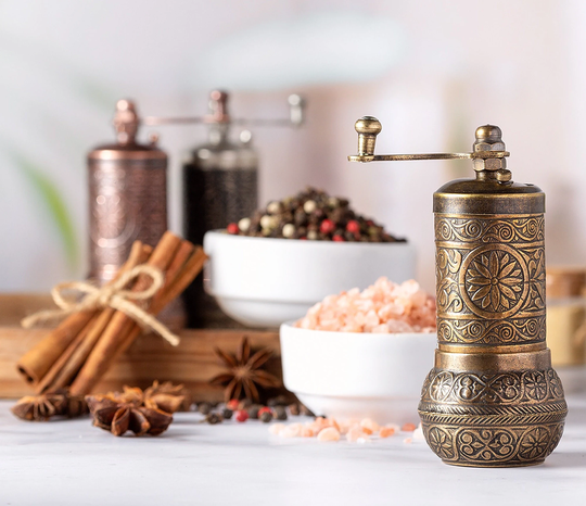 Manual Pepper Mill With Handle Antique Colors, Grinder, Excellent Kitchen Gift For Moms