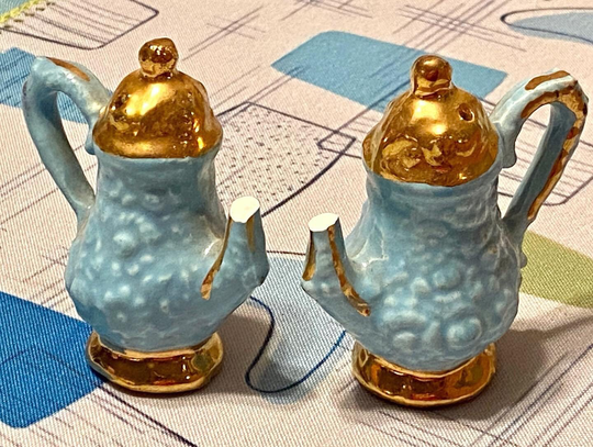 Vintage Blue & Gold Kettle Salt Pepper Shakers Damaged Tea Coffee